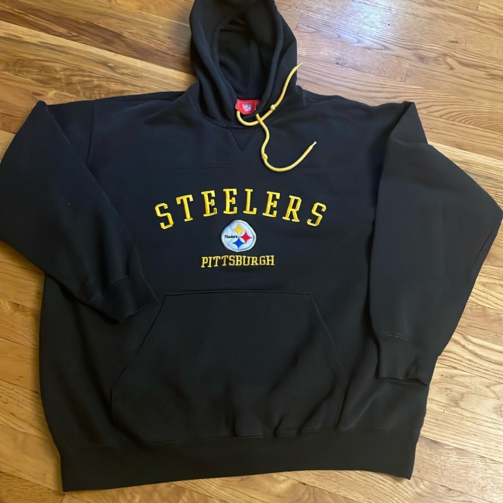 Pittsburgh Steelers sweater
